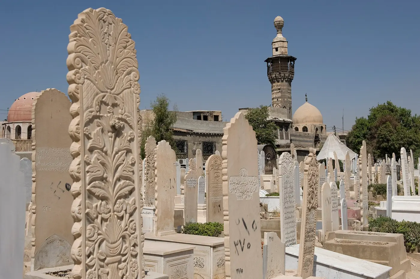 قباب المقامات في مقبرة باب الصغير.